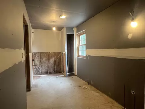 Bath - n5808 25th Road, Crivitz, WI 54114 photo 1 of 3