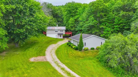 n5826 Wisconsin 49, Scandinavia, WI 54977