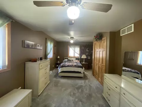 Bedroom - n7697 East Butler Rock Road, Crivitz, WI 54114 photo 2 of 3