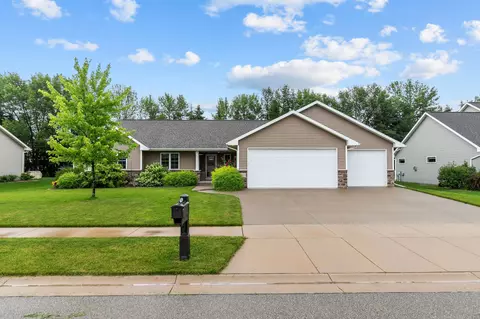 w6080 Ryford Street, Menasha, WI 54952