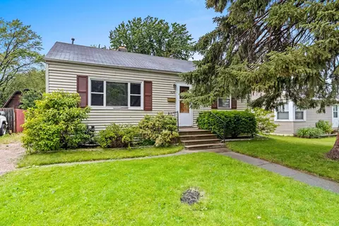 1824 10th Ave, Green Bay, WI 54304