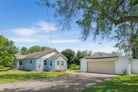 4671 Brookside Rd, Abrams, WI 54101
