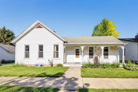 316 S Huron St, De Pere, WI 54115