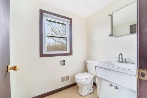 321 E Fremont St, Appleton, WI 54915 photo 16