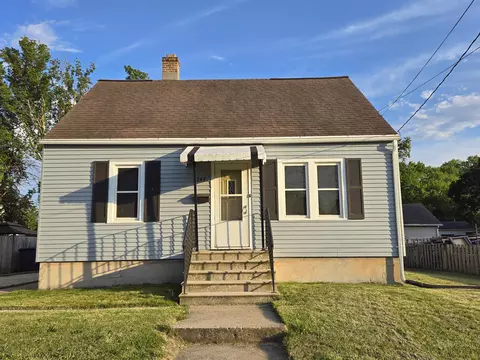 244 Wilkins St, Fond Du Lac, WI 54935