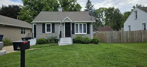 527 Morris Ave, Green Bay, WI 54304