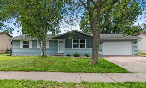 1415 Miami Cir, Little Chute, WI 54140