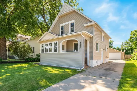 641 W South Park Ave, Oshkosh, WI 54902