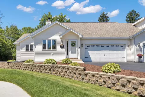 n13w6867 Pheasant Ct, Cedarburg, WI 53012