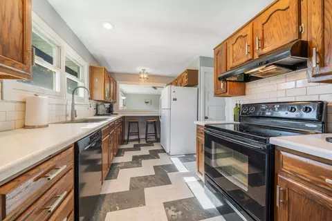 1007 S Christine St, Appleton, WI 54915 photo 9