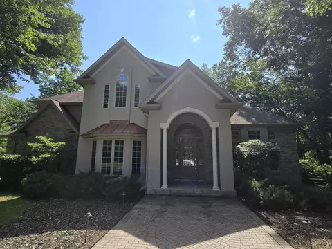 n3048 Crestwood Drive, Waupaca, WI 54981