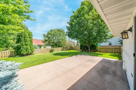 n124 Pinecrest Boulevard, Appleton, WI 54915 photo 32