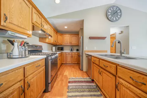 n124 Pinecrest Boulevard, Appleton, WI 54915 photo 9