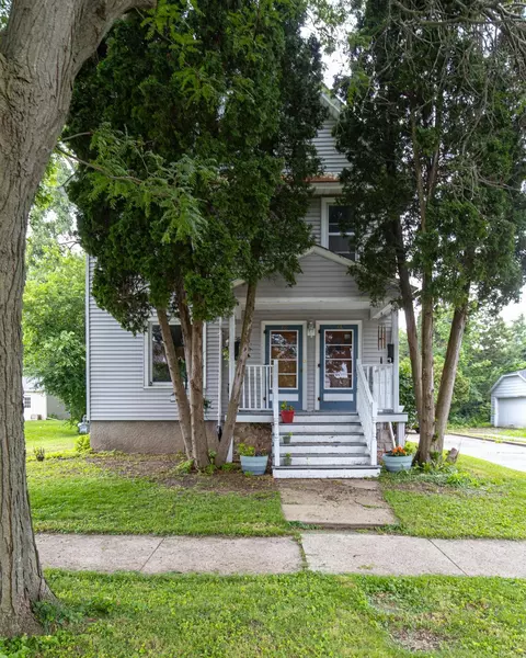 88 8th St, Fond Du Lac, WI 54935