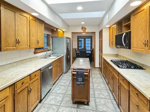 Kitchen - 1820 S Lee St, Appleton, WI 54915 photo 1 of 3