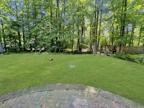 Exterior - 1820 S Lee St, Appleton, WI 54915 photo 2 of 7