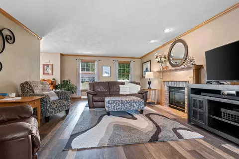w2402 Greenspire Way, Appleton, WI 54915 photo 3