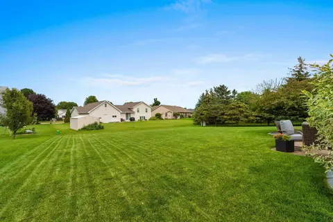 w2402 Greenspire Way, Appleton, WI 54915 photo 32