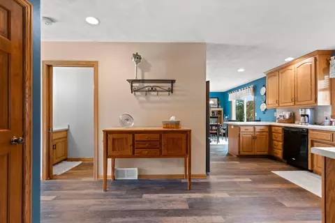 w2402 Greenspire Way, Appleton, WI 54915 photo 10