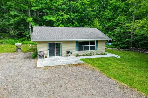 w16180 Klug Lane, Athelstane, WI 54104