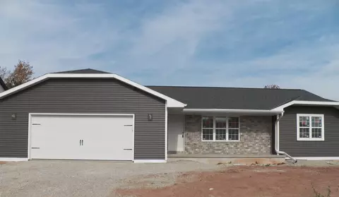 3445 Paula St, Green Bay, WI 54311