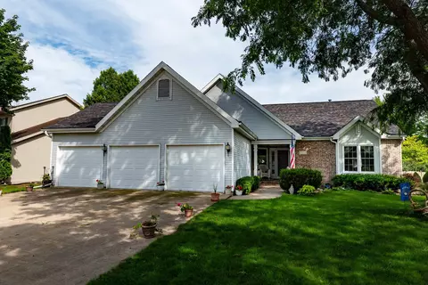 1575 Westhaven Cir, Oshkosh, WI 54904