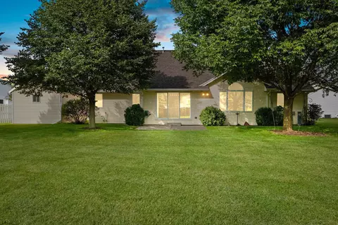 n9553 Garnet Court, Appleton, WI 54915 photo 6