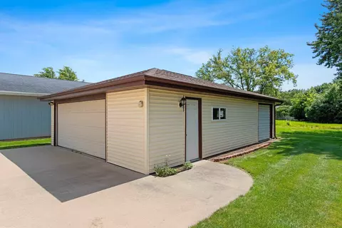 1927 E John St, Appleton, WI 54915 photo 49