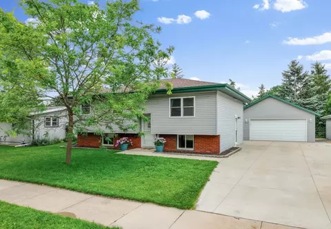 1120 Moreland St, Oshkosh, WI 54902