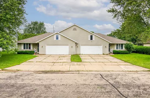 947 Fulton St, Seymour, WI 54165
