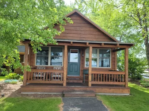 209 W Freeborn St, Cecil, WI 54111 photo 33