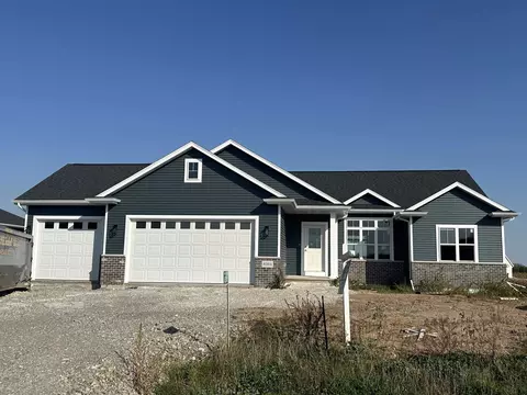 8364 St Norbert Dr, Neenah, WI 54956