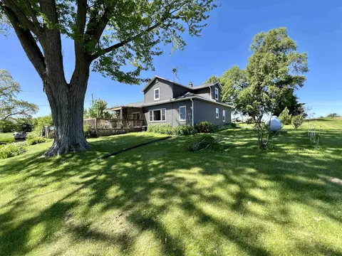 n2546 Oaklane Road, Brownsville, WI 53006