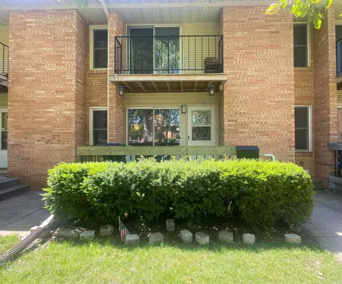 764 W 10th Ave, Oshkosh, WI 54902