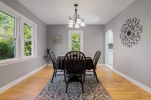 Dining - 1008 W Winnebago St, Appleton, WI 54914 photo 1 of 3