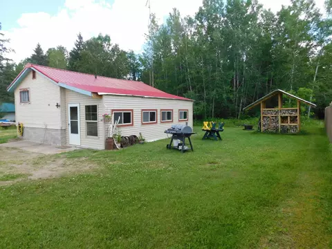 4793 Elm St, Laona, WI 54541