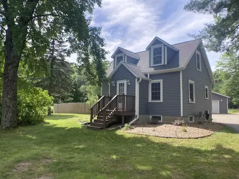 n6397 Lake Drive, Shawano, WI 54166