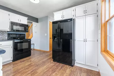 Kitchen - 300 E Lindbergh St, Appleton, WI 54911 photo 3 of 3
