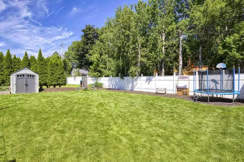 Exterior - 300 E Lindbergh St, Appleton, WI 54911 photo 14 of 15
