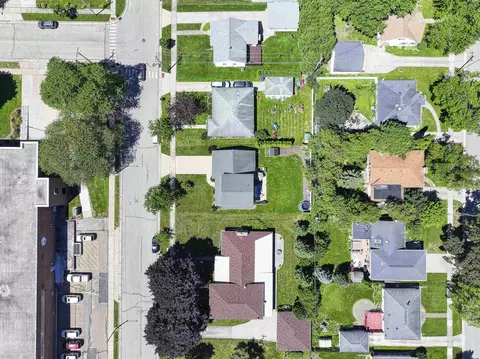 View/Area - 300 E Lindbergh St, Appleton, WI 54911 photo 6 of 11