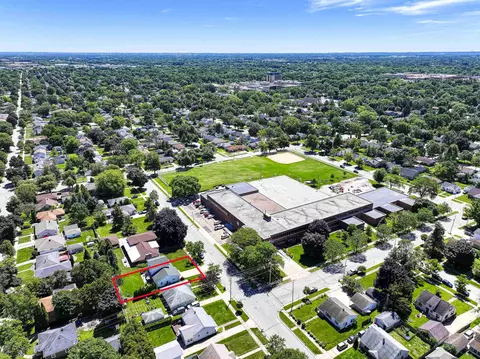 View/Area - 300 E Lindbergh St, Appleton, WI 54911 photo 8 of 11