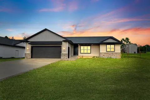 3380 Shawano Ave, Green Bay, WI 54313
