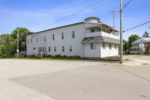 8253 Cty Hwy W, Greenleaf, WI 54126