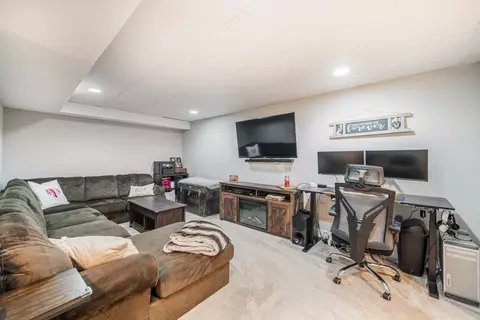 20 W Shoshone Dr, Appleton, WI 54911 photo 17