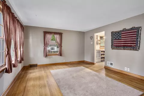 Living - 1610 W Spring St, Appleton, WI 54914 photo 1 of 3