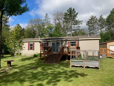 n11227 Wagner Lane, Athelstane, WI 54104
