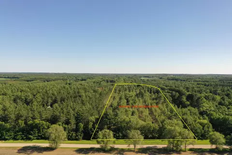 Cypress Road, Neshkoro, WI 54960