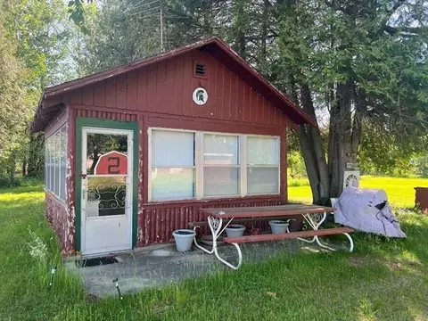 n2766 Michigan 35, Menominee, MI 49858