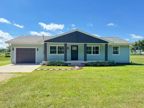 w7719 Pine Lane, Shawano, WI 54166