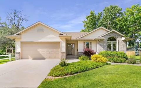 611 Skyline Ct, Fond Du Lac, WI 54935